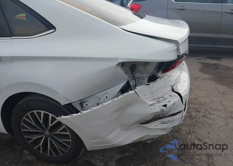 2019 Volkswagen Jetta 1.4T R-Line/1.4T S/1.4T Se from USA, damaged, VIN 3VWC57BU8KM221284